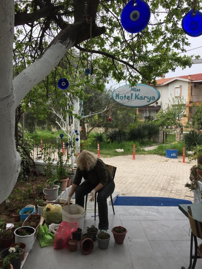 Miss Hotel Karya Oren  Exteriér fotografie